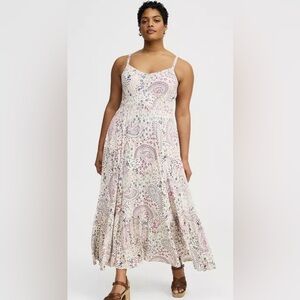 BNWT Torrid Tiered Maxi Dress
